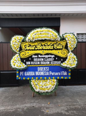Papan Bunga Duka di Kacang Pedang